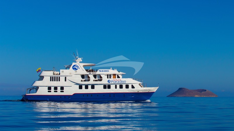 Yacht Charter NATURAL PARADISE
