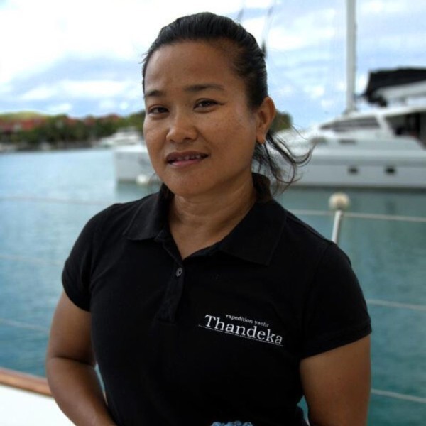 Stewardess / Masseuse: Hanni Ajik Stewardess / Masseuse: Hanni Ajik