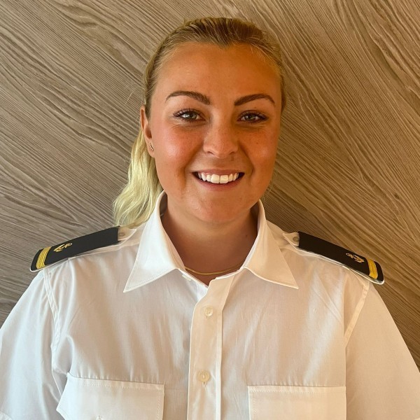Deckhand: Suné Coetzer Deckhand: Suné Coetzer