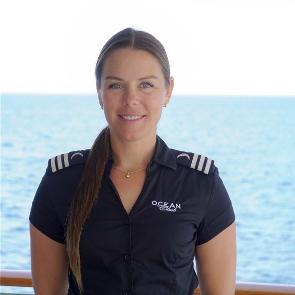 Chief Stewardess: Nicole Skwara Chief Stewardess: Nicole Skwara