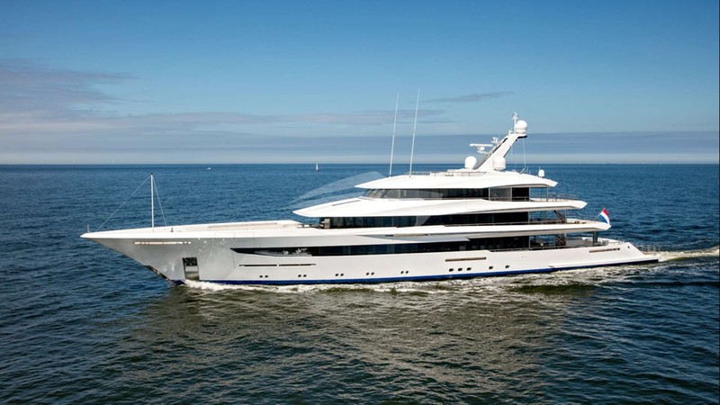 Yacht Charter JOY