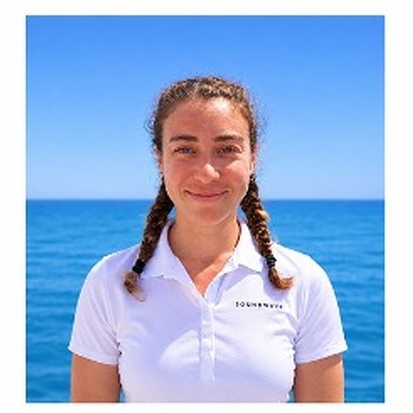 Lead Deckhand: Gaye Akdulan Lead Deckhand: Gaye Akdulan