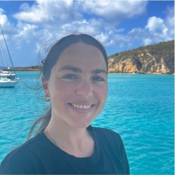 Stewardess & Deck: Pauline Legrand Garcia Stewardess & Deck: Pauline Legrand Garcia