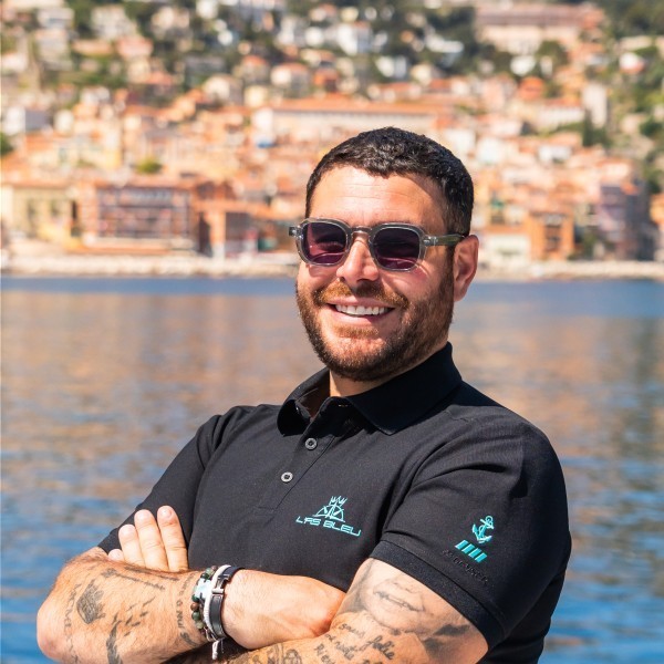 Captain: Benoit Benaddi Captain: Benoit Benaddi