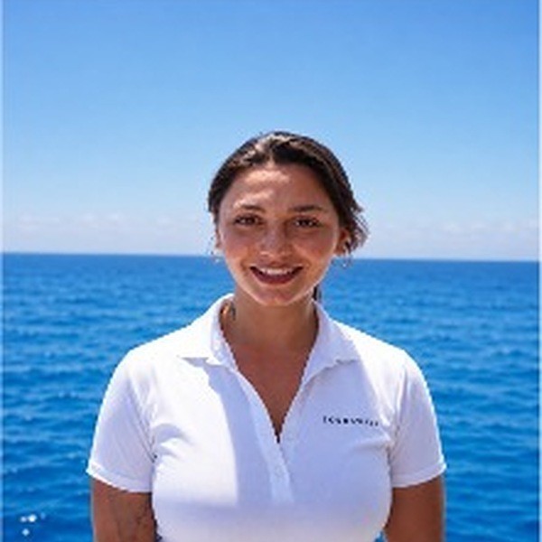 2nd Stewardess: Simal Kanoglu 2nd Stewardess: Simal Kanoglu
