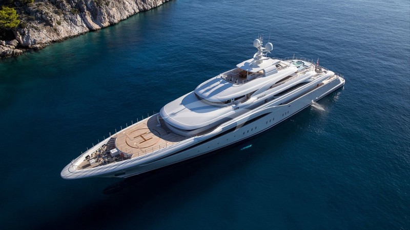 Yacht Charter O'PTASIA