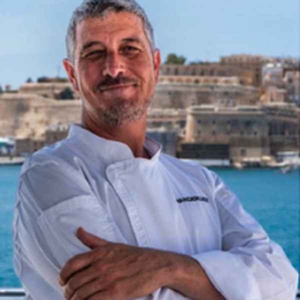 SOUS CHEF: Wade McGilvray