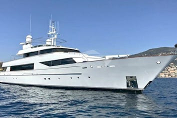 Natalia V Superyacht Charter