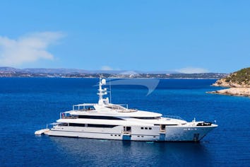Persefoni I Superyacht Charter