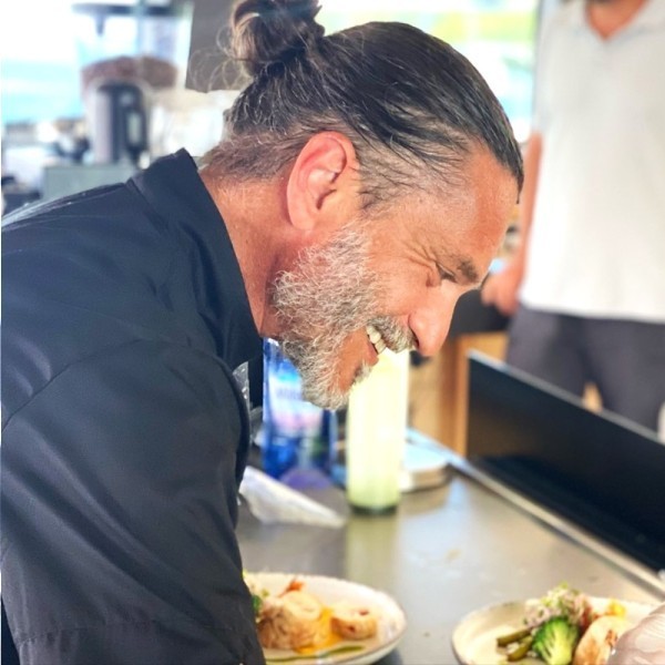 CHEF: Stelios CHRISTODOULAKIS