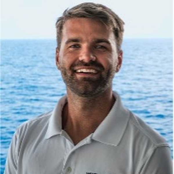 DECKHAND / DJ: JEREMY MEYN