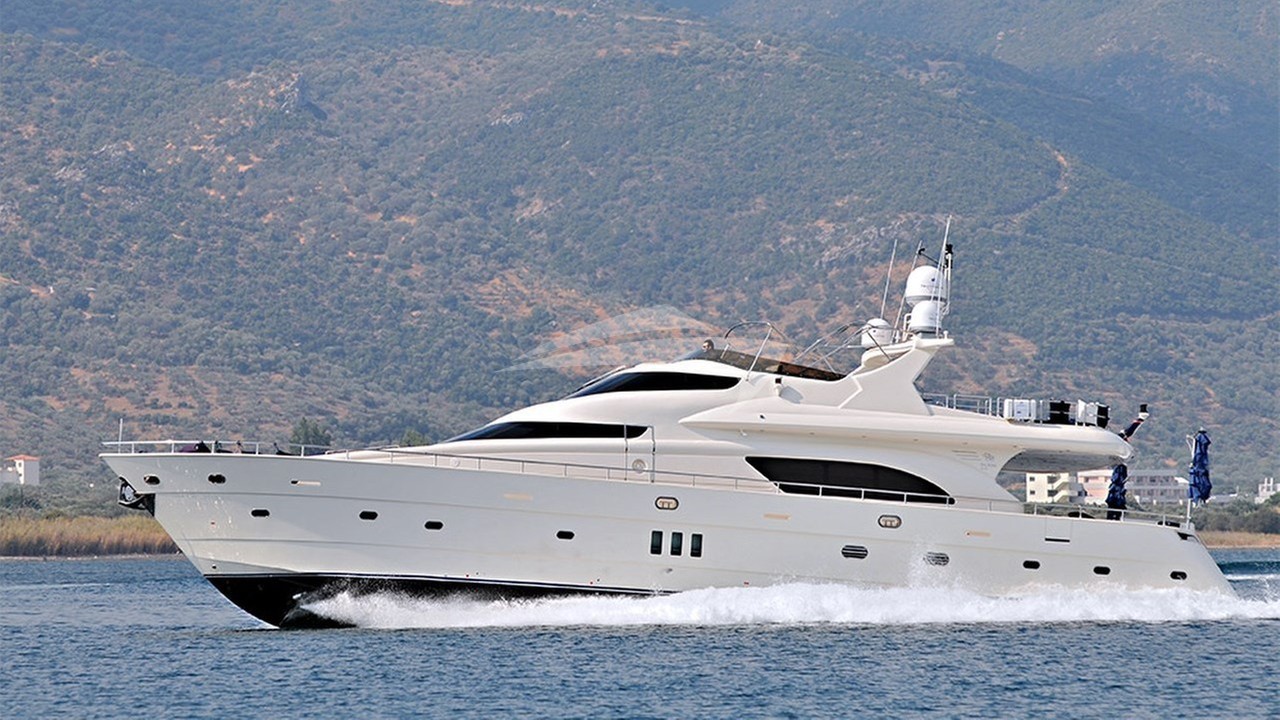 main image of LADY CAROLA