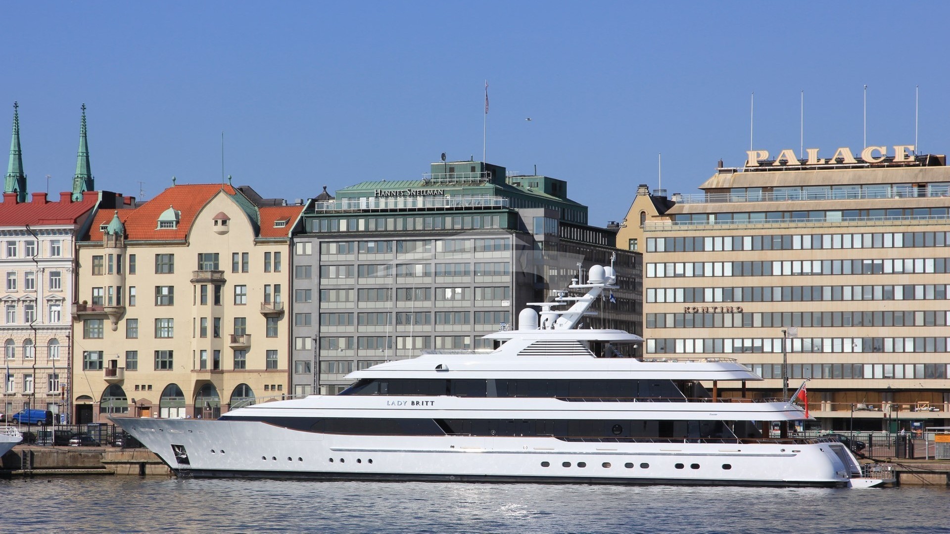 main image of LADY BRITT