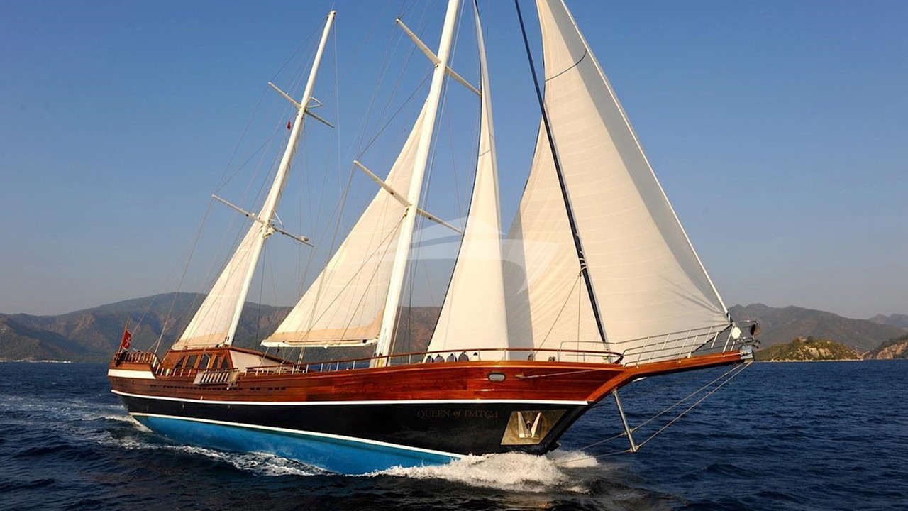 main image of QUEEN OF DATCA