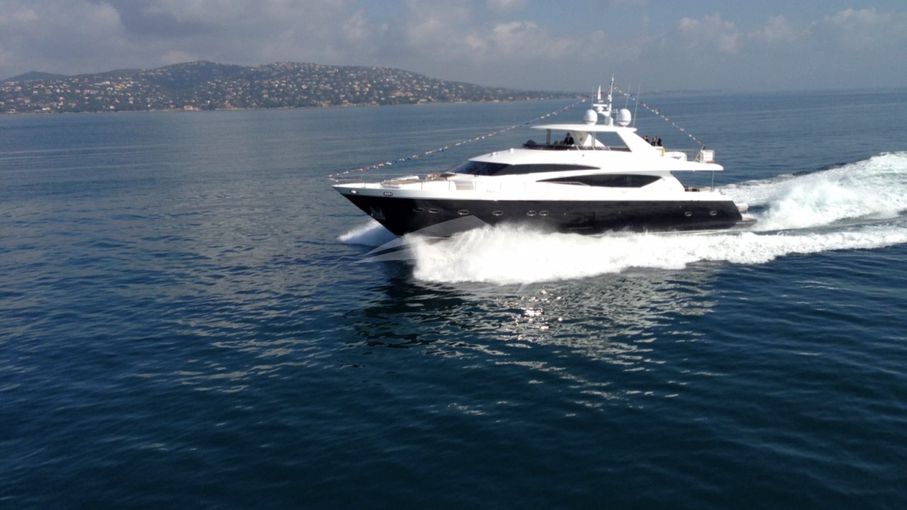 main image of LADY BEATRICE
