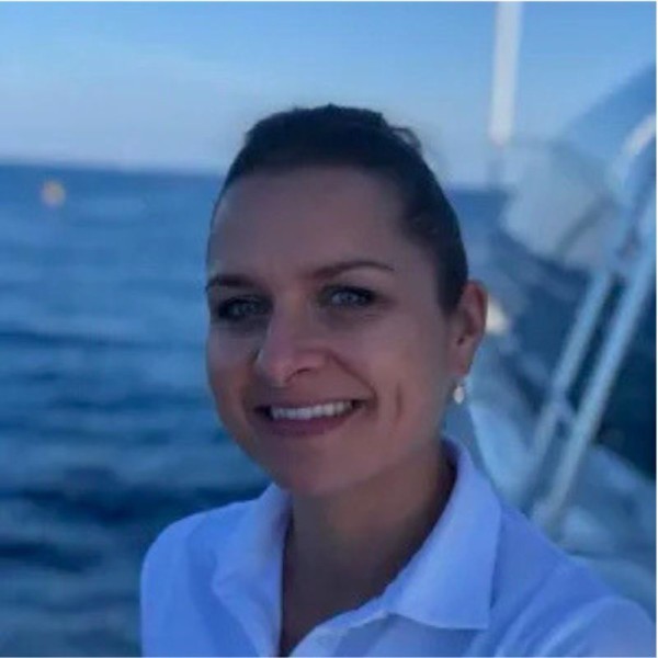 Stewardess: Francine Leclerc
