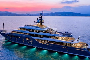 Solo Superyacht Charter