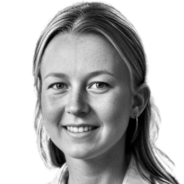 Stewardess & Dive Instructor: Margret Church