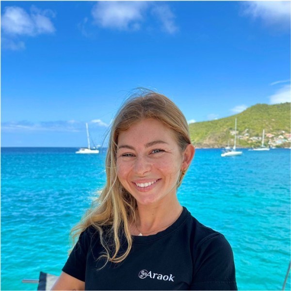 Stewardess: Cloé Amoros