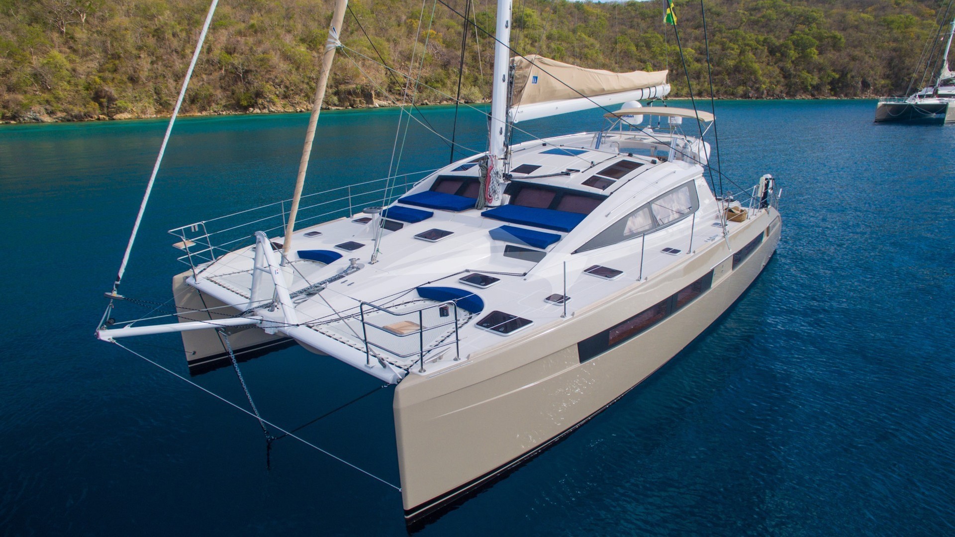 main image of XENIA 50