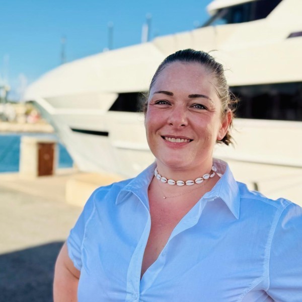 Chef: Maria Sheslow (January 10th-March 10th, May 10th-August 15th)