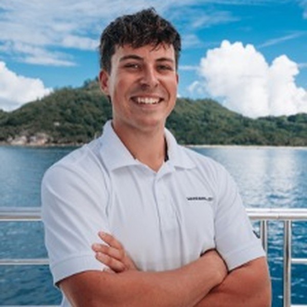 DECKHAND / PHYSIOTHERAPIST: LUKAS NEIKES