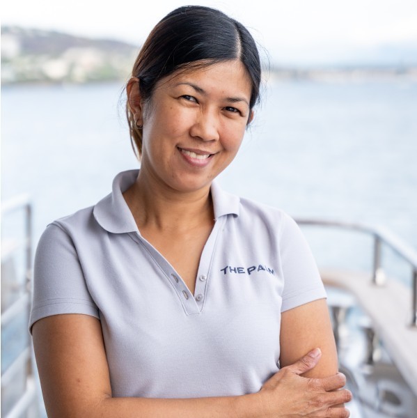 Stewardess: Leah Biseno Belleza